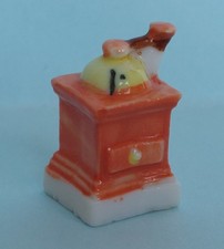 FEVE -FEVES   "USTENSILES DE