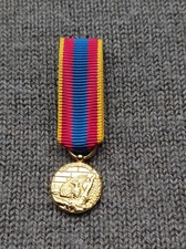 MEDAILLE  REDUCTION  MINIATURE