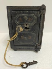 Tirelire japonaise en fer, en forme de coffre-fort, avec ressort rare