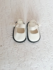 Chaussures de poupée corolle les chéries Paola Reina et poupées corolle 36 cm