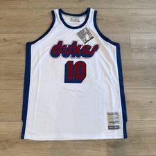 Norm Nixon #10 Dukes Signature