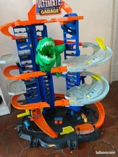 Hot Wheels City Robo T-Rex Ultimate Garage - très bon état