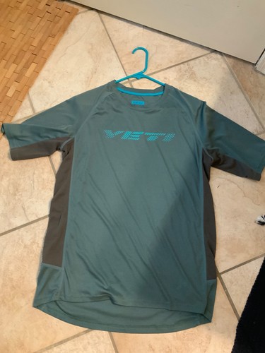 Yeti Cycles Shirt Mens L