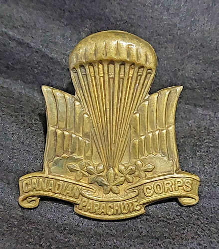 Canadian cap badge 1st - canadian,