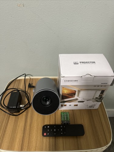 Magcubic hy300pro projector - magcubic,