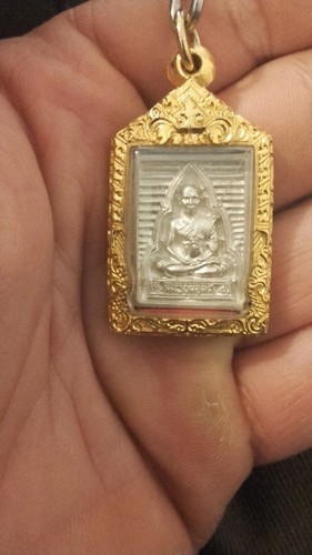 Authentique amulette thai pra - thai,
