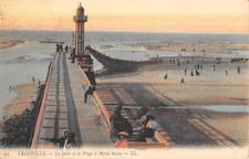 CPA 14 TROUVILLE / LA JETEE ET