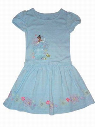 Superbe robe brodee - superbe, princesse