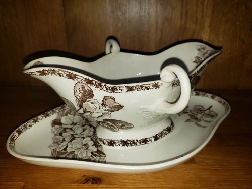 Ancienne saucière bourgeois - saucière, e