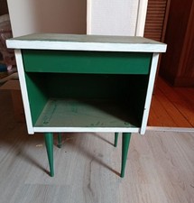 table de chevet vintage avec tiroir