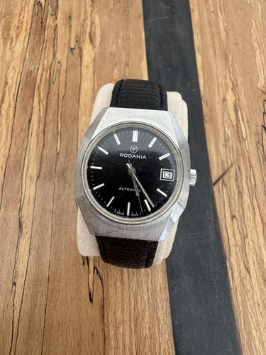 Montre suisse rodania tonneau - suisse,