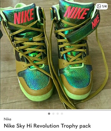 Nike sky revolution trophy - sky,