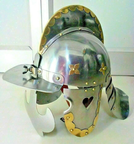 Nouveau casque hussard - nouveau,