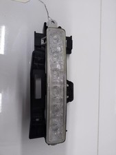 Feu diurne avant gauche