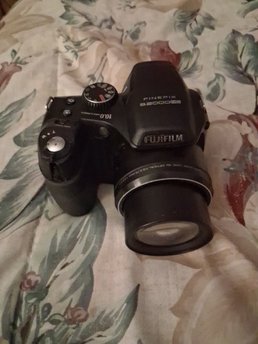 Fujifilm finepix s2000hd - finepix,