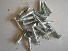 Lot de 22 Anciennes Vis à