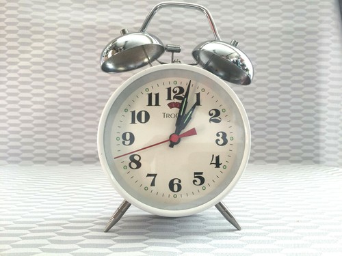 Ancien réveil matin pendule - ancien,