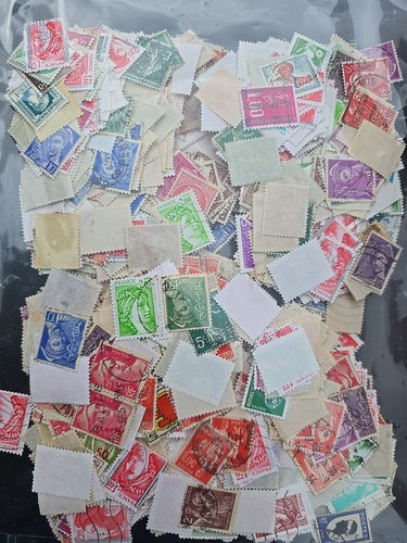 Gros lot 2000 timbres - lot, (90gr)