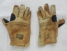 paire de gants de plongée en