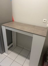 table de cuisine / mange