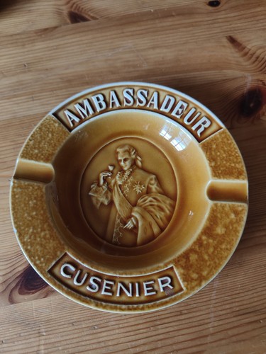 Cendrier cusenier ambassadeur - cendrier,