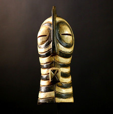 Masque africain vintage Songye