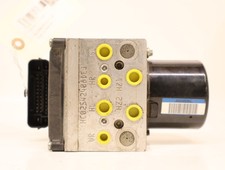 Calculateur abs occasion VOLKSWAGEN PASSAT V Phase 1 CC - 2.0 TDI 140ch -