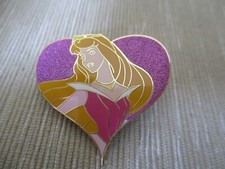 PIN S DISNEY  AURORE COEUR