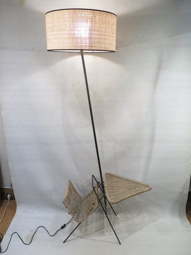 Ancien lampadaire fer - fer, et