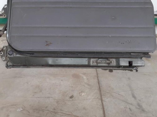 Porte coffre droit nissan - porte,