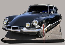 Voiture ancienne DS 19  en horloge sur socle 02