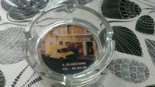 Ancien cendrier publicitaire - cendrier,