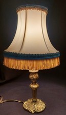 Lampe de bureau pied en laiton abat-jour avec passementerie