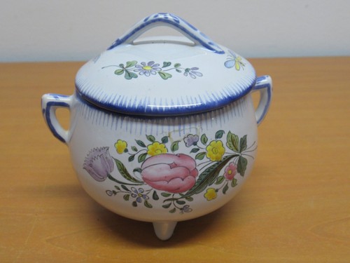 Pot couvert tripode - tripode, 2