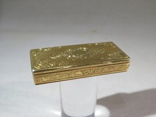 ANCIENNE JOLIE BOITE TABATIERE BOITE A MOUCHES POMPONNE METAL DORE XIX ème S