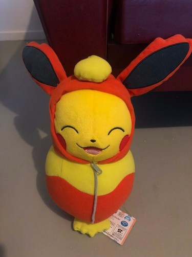 Peluche pikachu pyroli - peluche,
