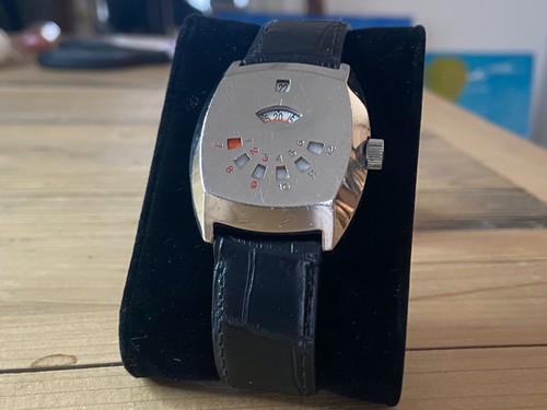 Montre vintage sicura - vintage, jump