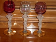 3 verres à liqueur ou à
