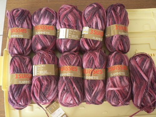 Lot pelotes neuves - de, 11