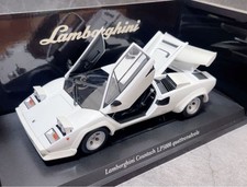 Voiture miniature Kyosho 1/18 Lamborghini Countach LP5000QV blanche moulée so...