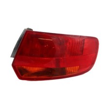 Feu arriere principal droit