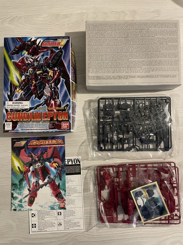Rare bandai 144 gundam - rare, 1/144