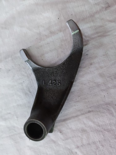 Fourchette boite gauche d - fourchette,