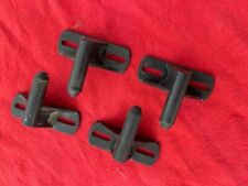 4 SUPPORTS PLASTIQUE AILE