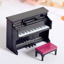 Piano Miniature avec Chaise