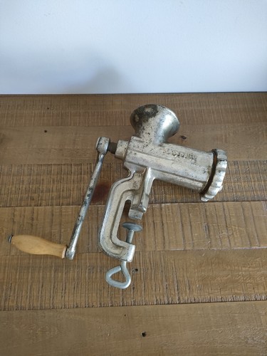 Ancien hachoir viande - ancien, a