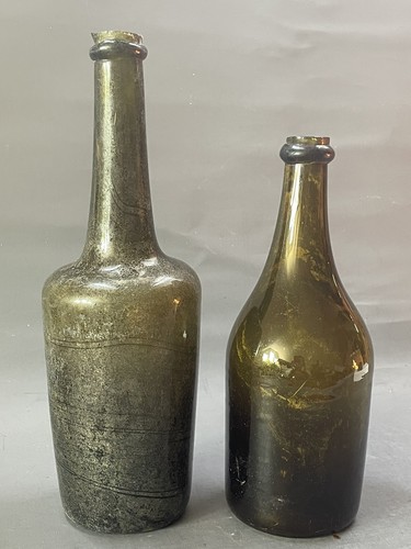 Couple bouteille verre - bouteille,