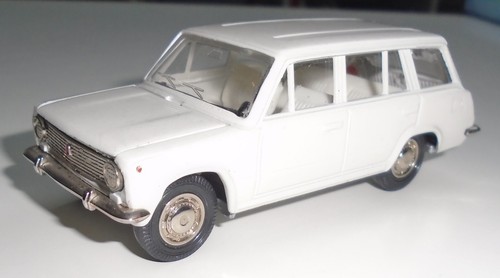 Voiture novoexport russe 43 - voiture,