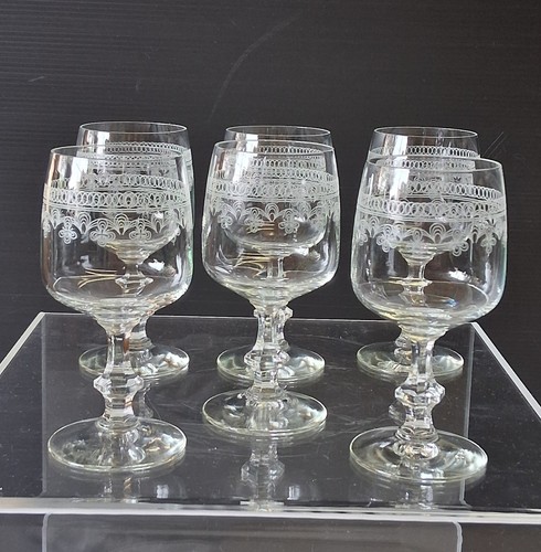 Verres pieds - verres, à