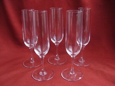 ST LOUIS ,AURORE,SERIE DE 5 FLUTES A CHAMPAGNE EN CRISTAL UNI, ANNEES 80 .